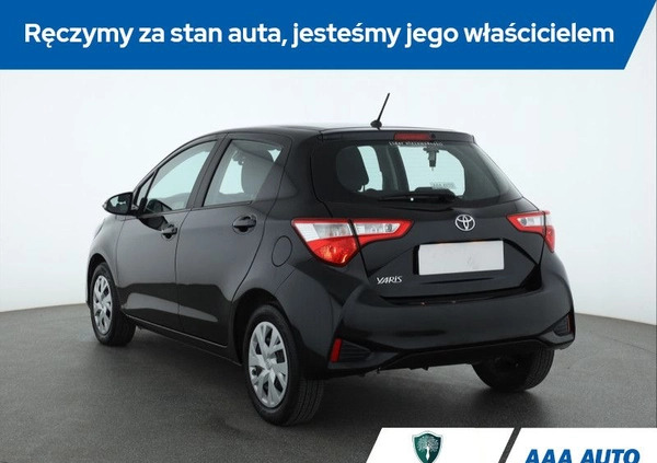 Toyota Yaris cena 46000 przebieg: 54573, rok produkcji 2017 z Dobra małe 211